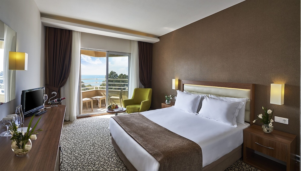 Richmond Ephesus Resort Rezervasyon