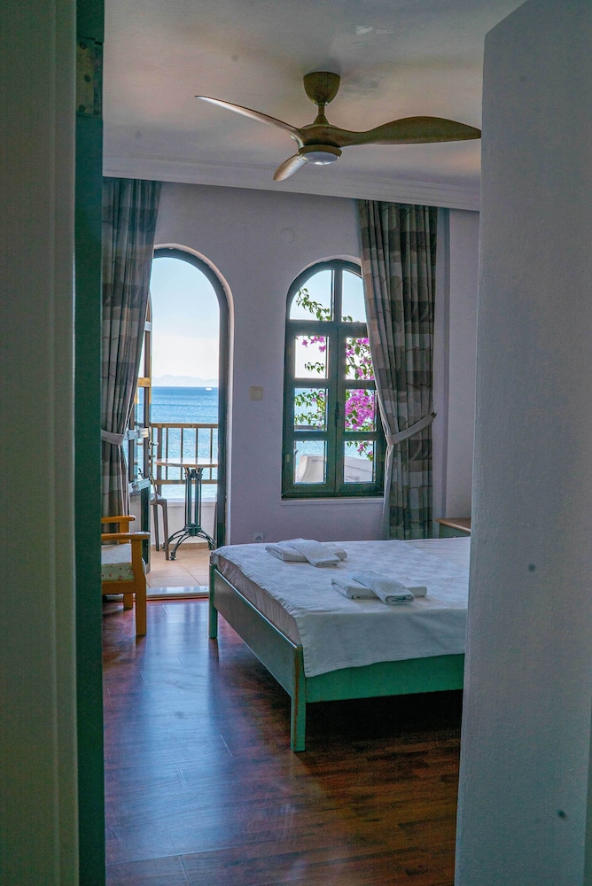 Diplomat Hotel Rezervasyon