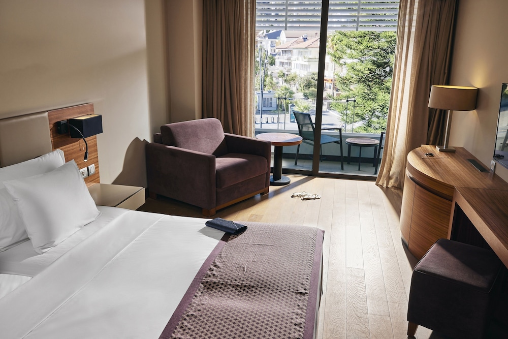 TUI BLUE Grand Azur Rezervasyon