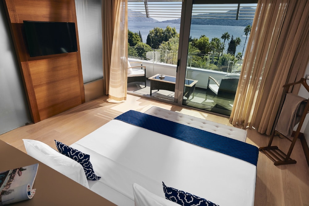 TUI BLUE Grand Azur Rezervasyon