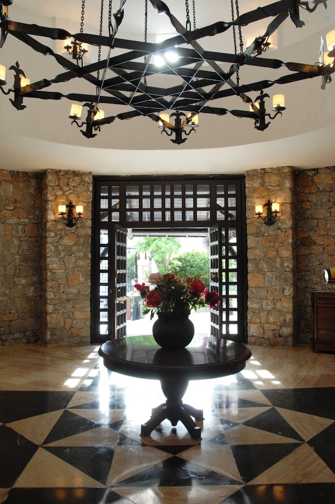 MARTI La Perla Rezervasyon