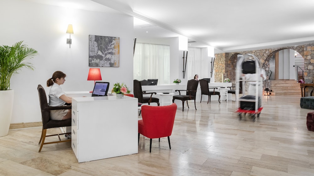 MARTI La Perla Rezervasyon