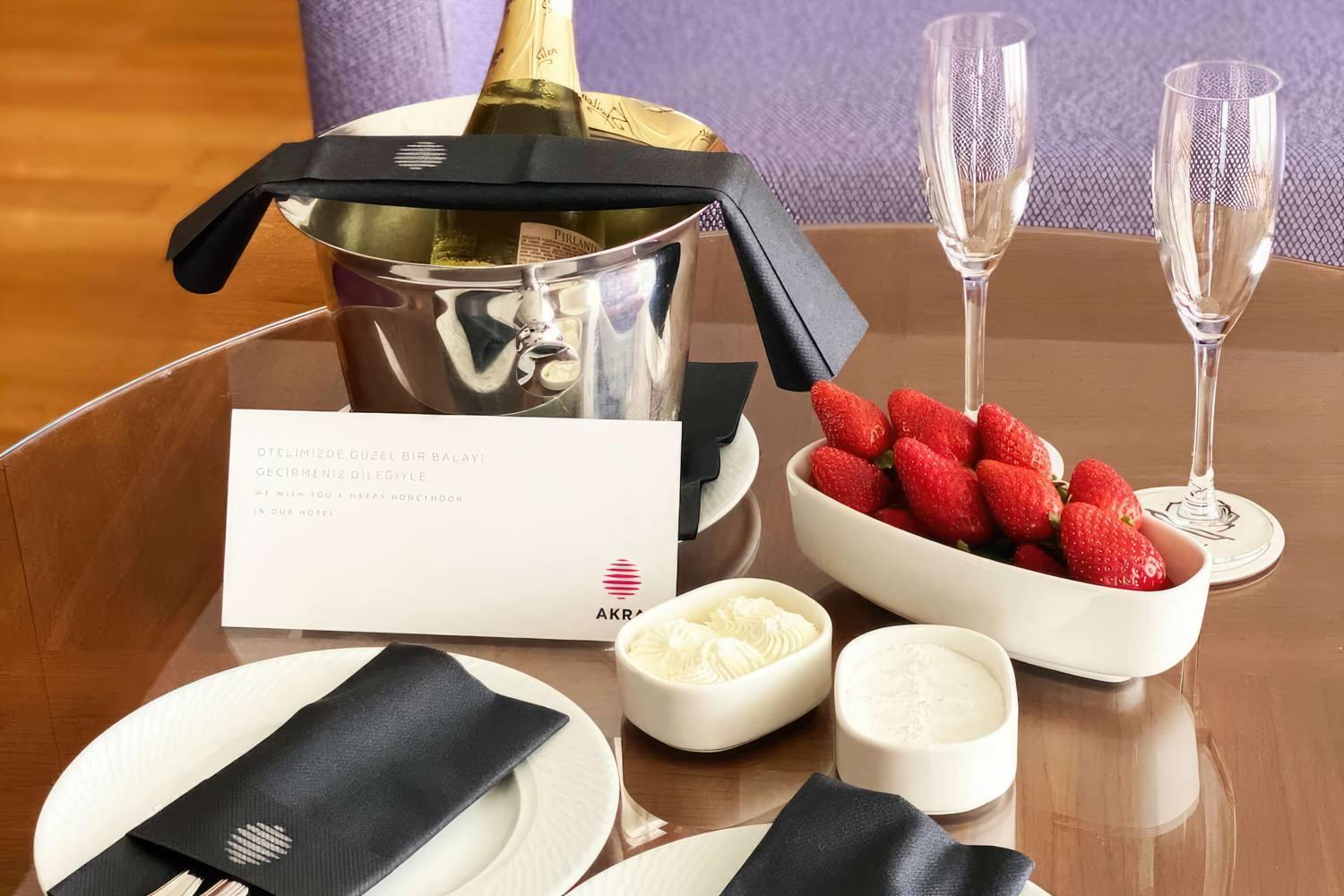 Akra Antalya Rezervasyon