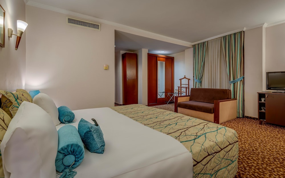 Best Western Plus Khan Hotel Rezervasyon