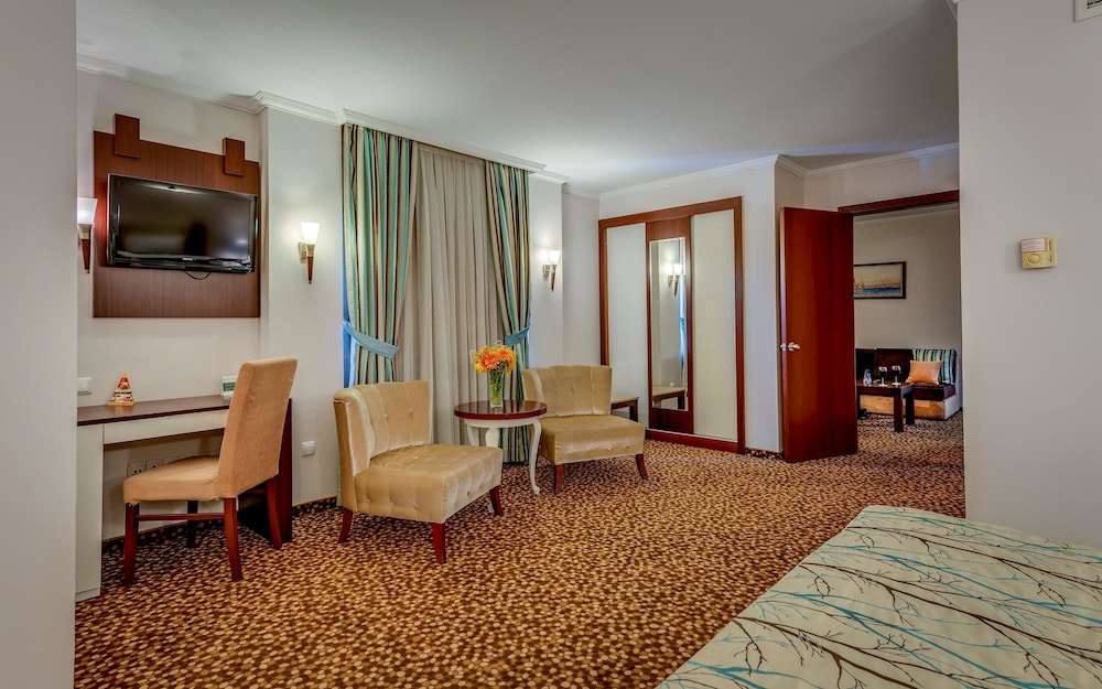 Best Western Plus Khan Hotel Rezervasyon