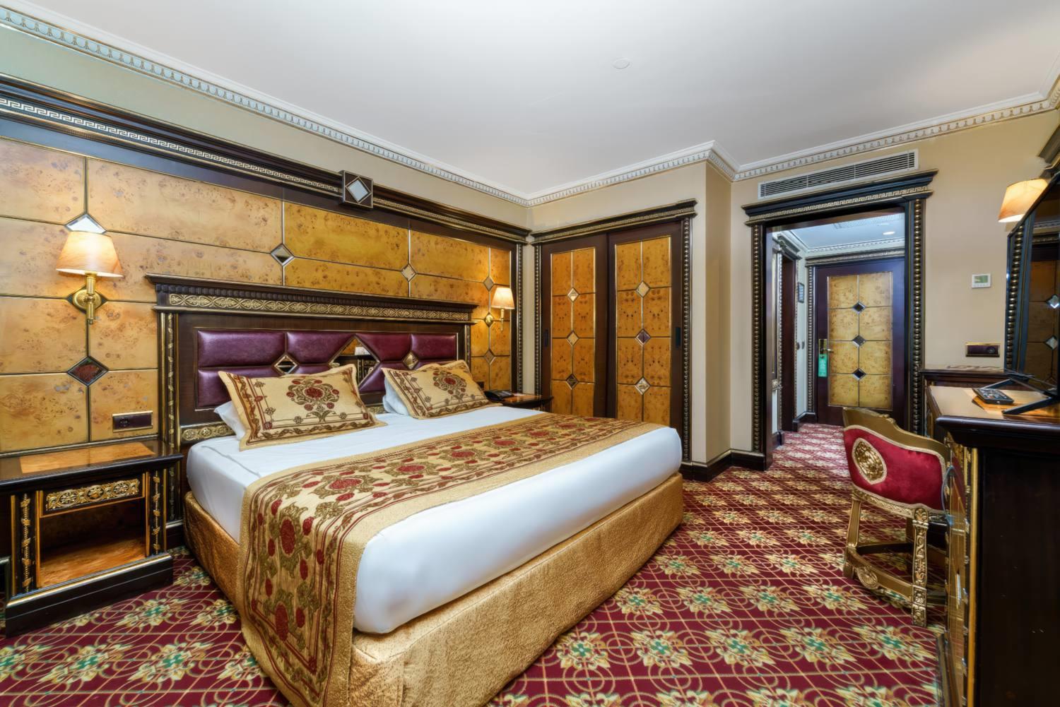 Club Hotel Sera Rezervasyon