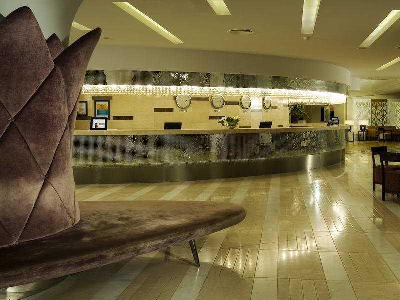 Blue Waters Club Rezervasyon