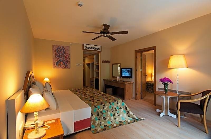 Hotel Defne Star Rezervasyon