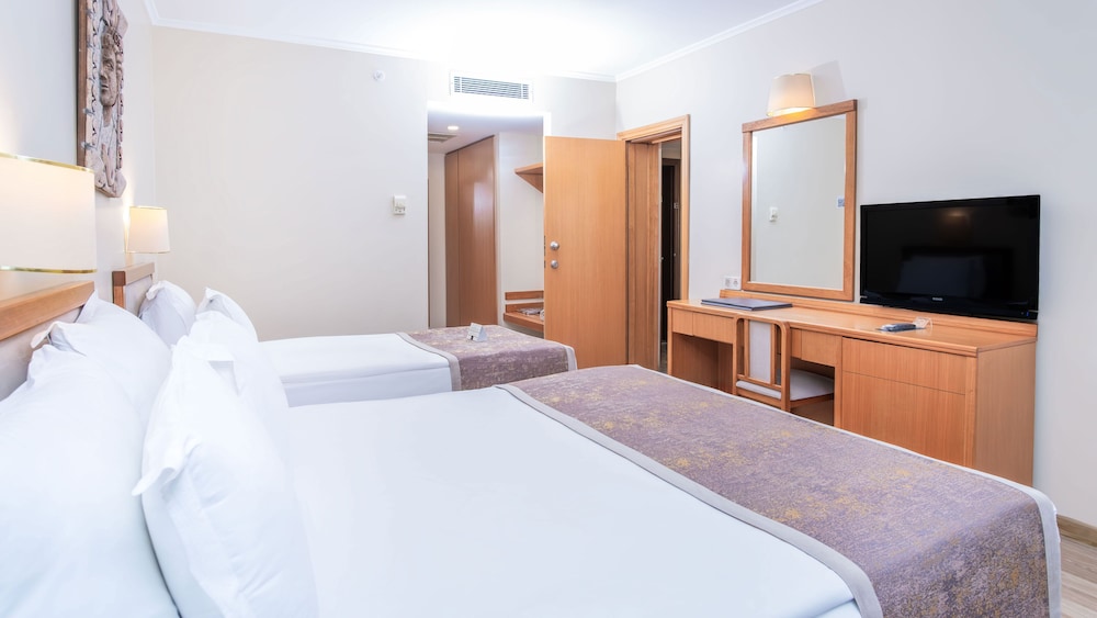 Miramare Queen Hotel Rezervasyon