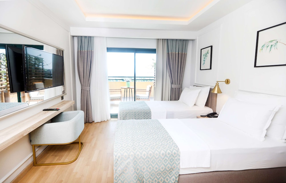 Miramare Queen Hotel Rezervasyon