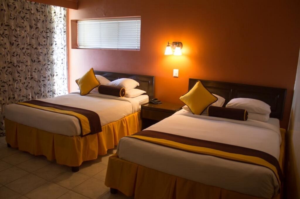 Tropical Beach Hotel Rezervasyon