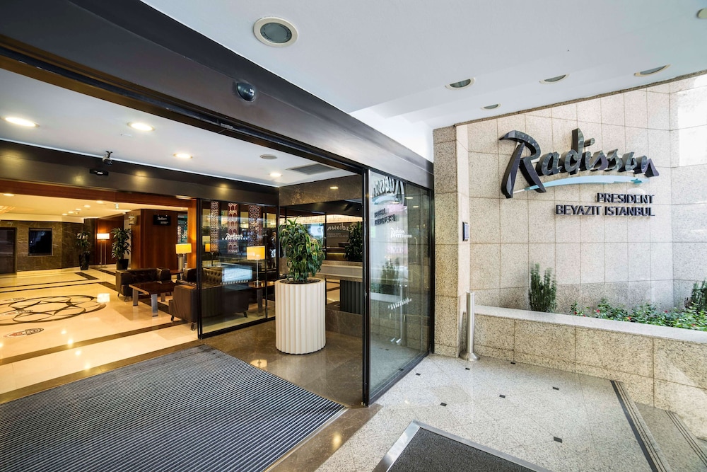 Radisson Hotel President Old Town Istanbul Rezervasyon