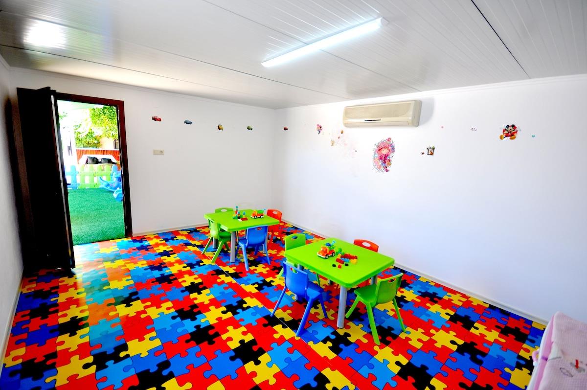 Adonis Hotel Rezervasyon