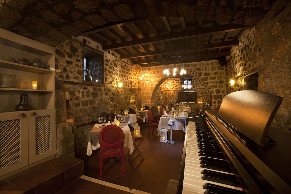 Alp Pasa Hotel Rezervasyon