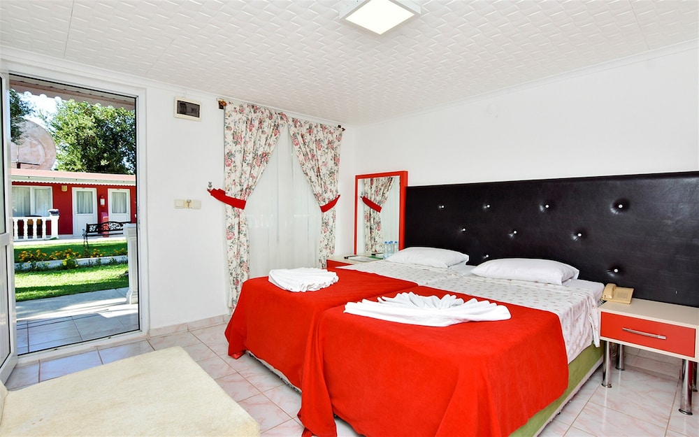 Altinkum Bungalow Hotel Rezervasyon