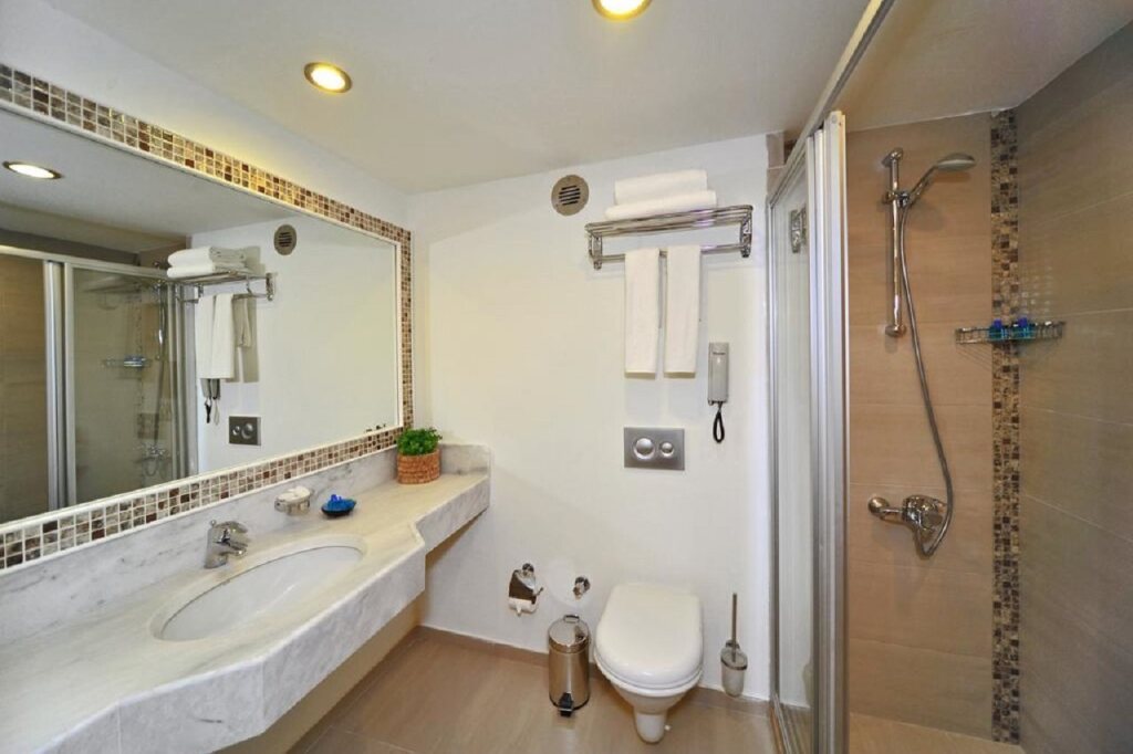 Izer Hotel & Beach Club Rezervasyon