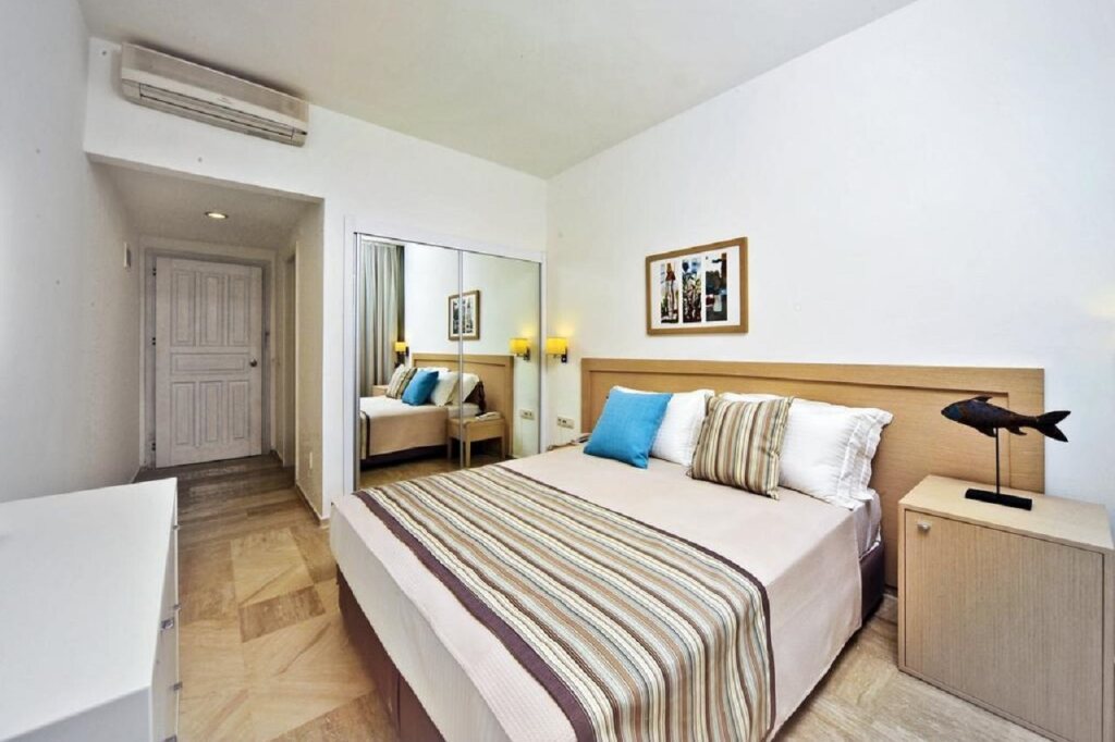 Izer Hotel & Beach Club Rezervasyon