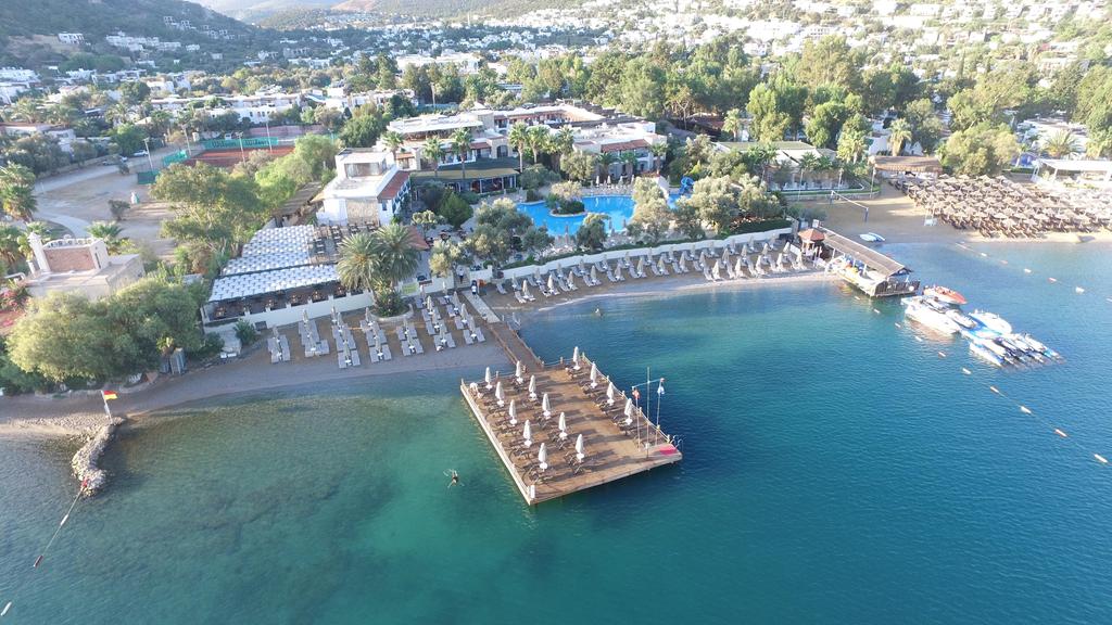 Izer Hotel & Beach Club Rezervasyon