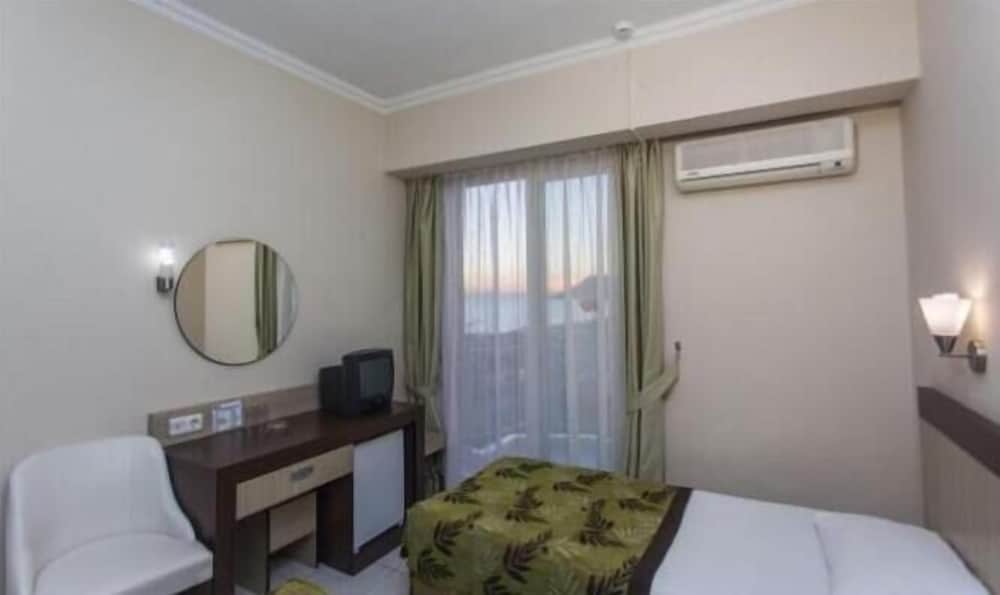 Kleopatra Melissa Hotel Rezervasyon