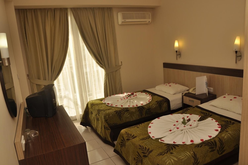 Kleopatra Melissa Hotel Rezervasyon