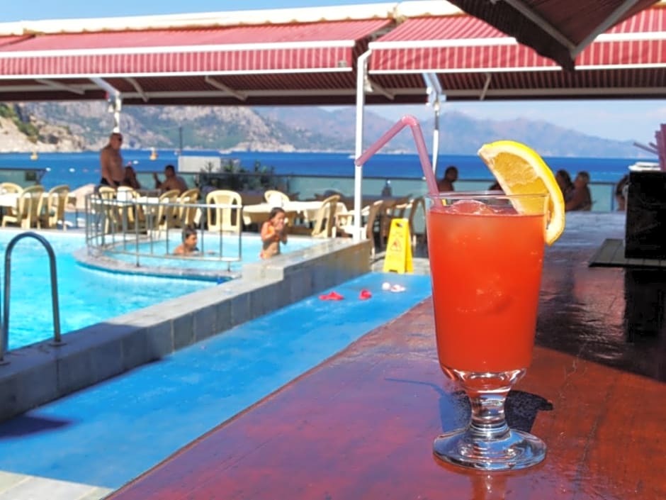 Özcan Beach Hotel Rezervasyon