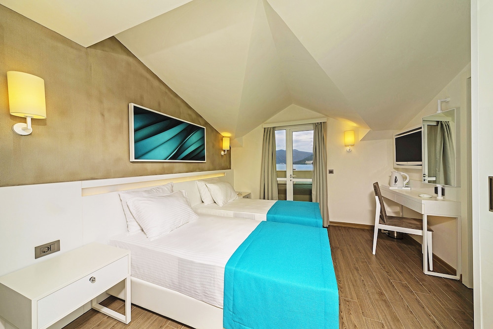 Poseidon Hotel Rezervasyon