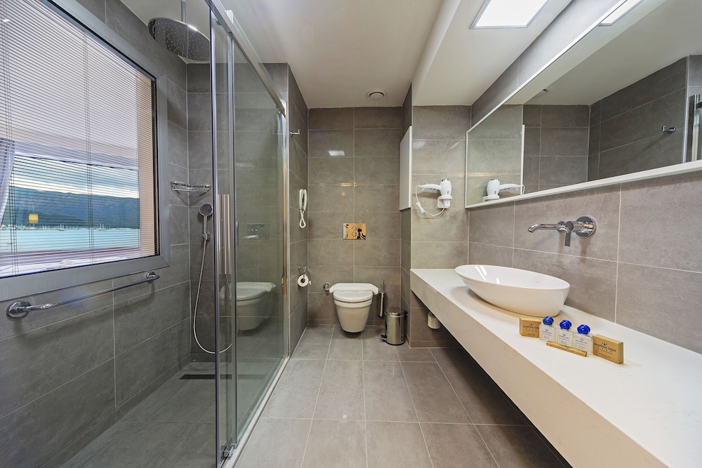 Poseidon Hotel Rezervasyon