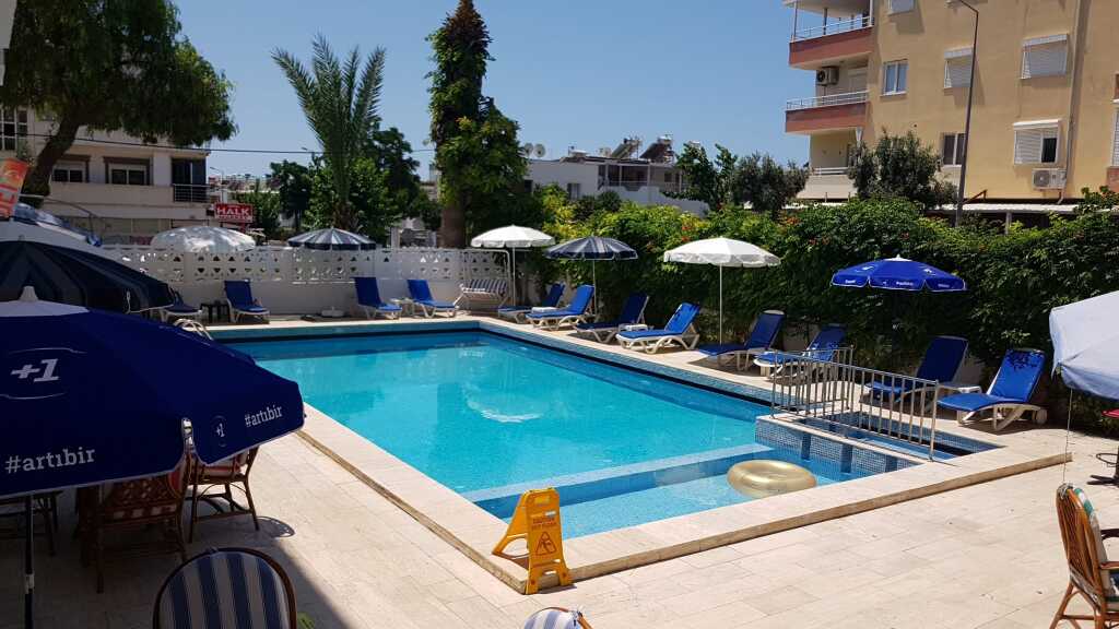 Hotel Saadet Rezervasyon