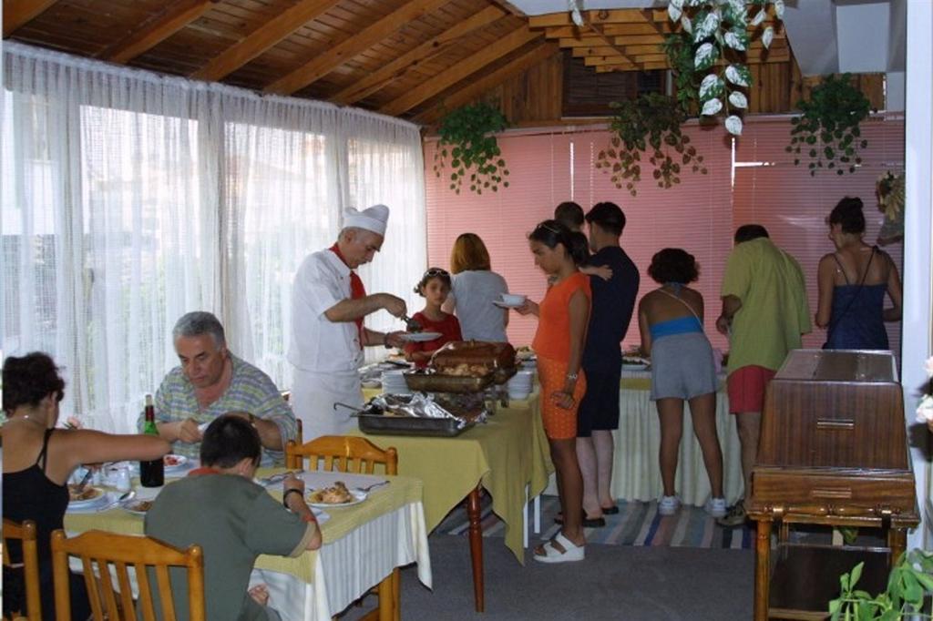 Hotel Saadet Rezervasyon