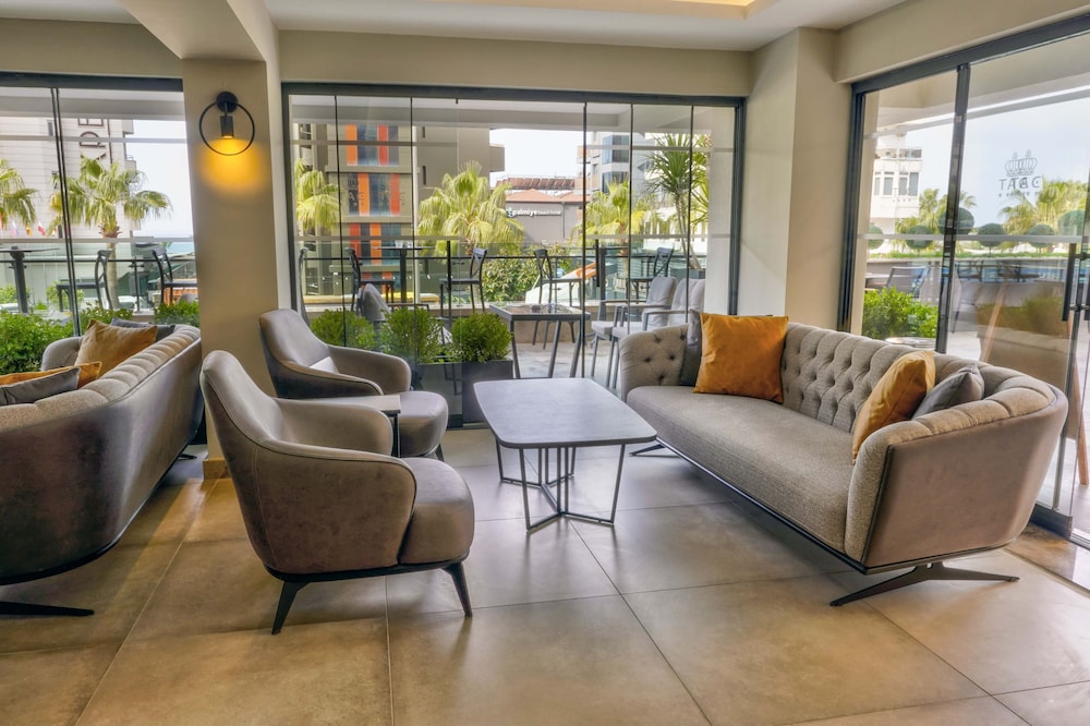 Taç Premier Hotel & Spa Rezervasyon