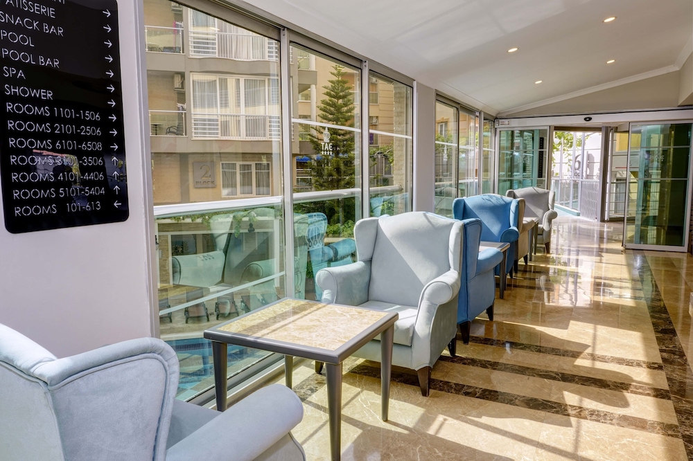 Taç Premier Hotel & Spa Rezervasyon