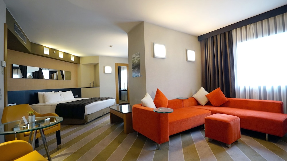 Point Hotel Taksim Rezervasyon