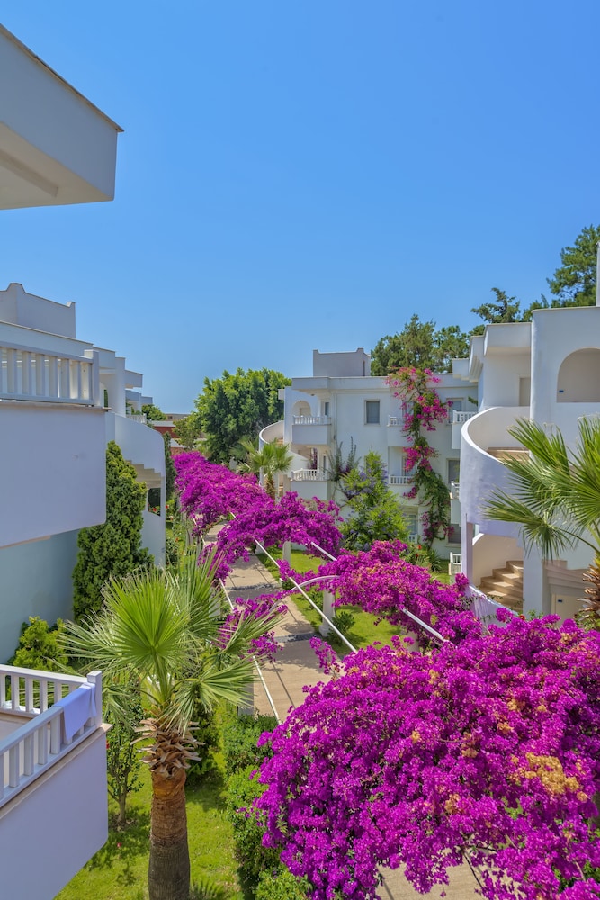 Bendis Beach Hotel Rezervasyon