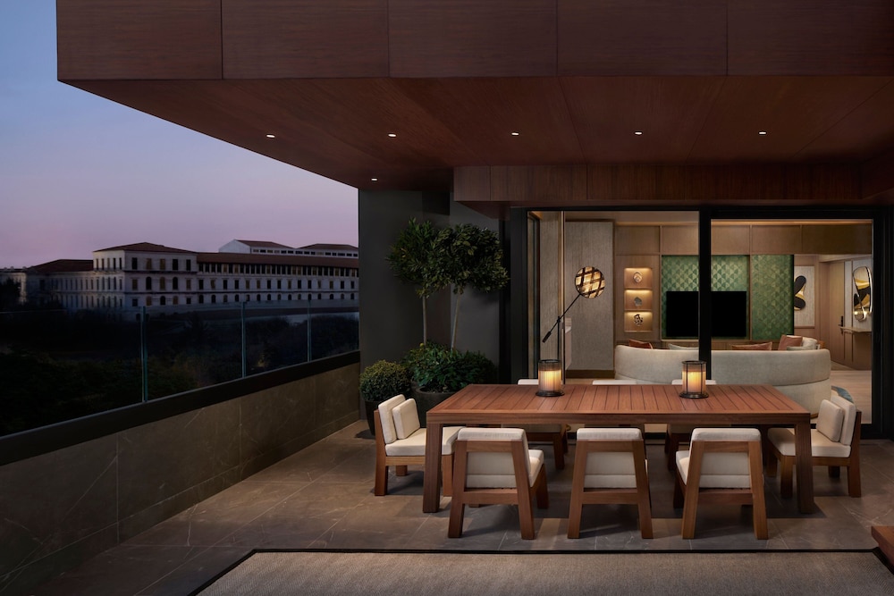 The Ritz-Carlton Istanbul Rezervasyon