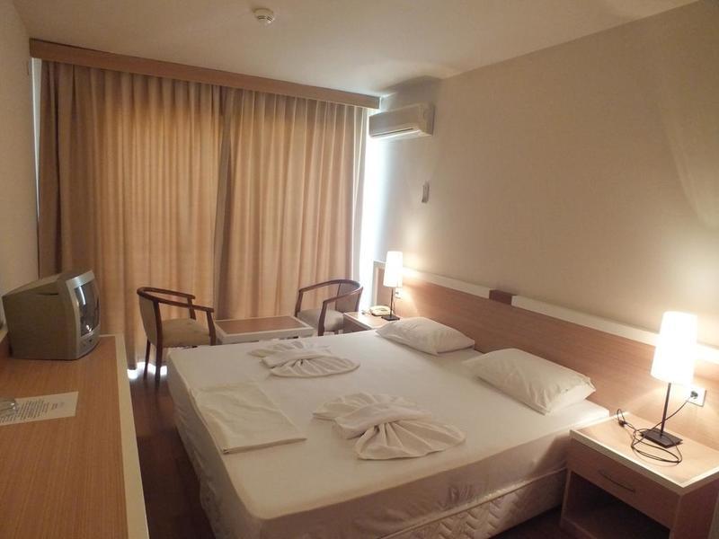 Tuntas Beach Hotel Altinkum Rezervasyon