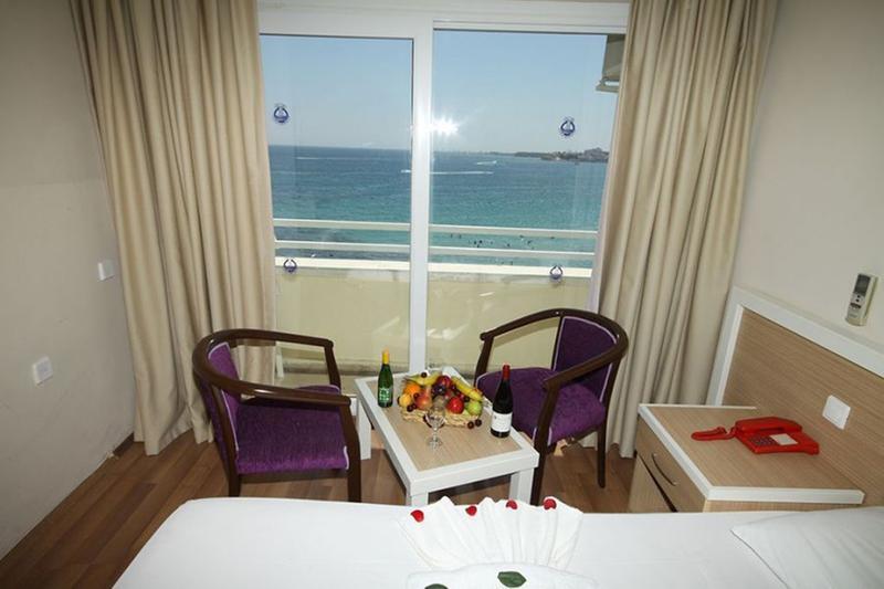 Tuntas Beach Hotel Altinkum Rezervasyon