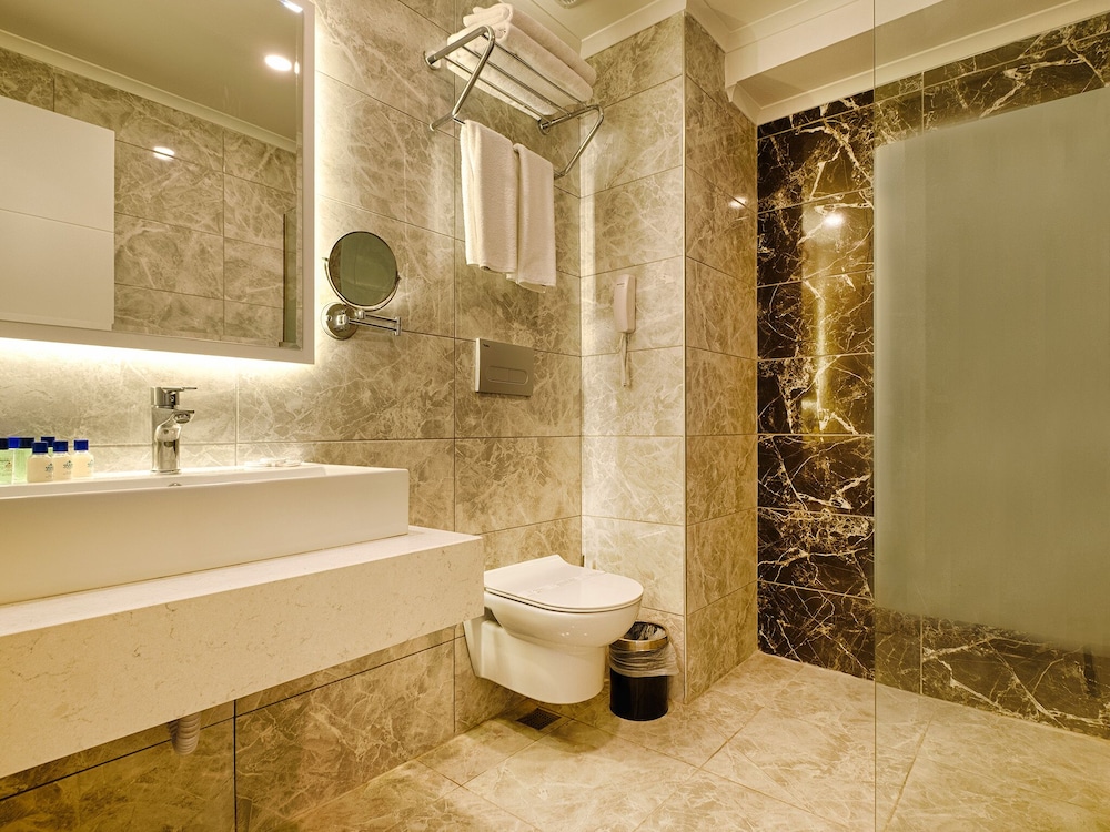 Grand Uysal Beach Hotel Rezervasyon