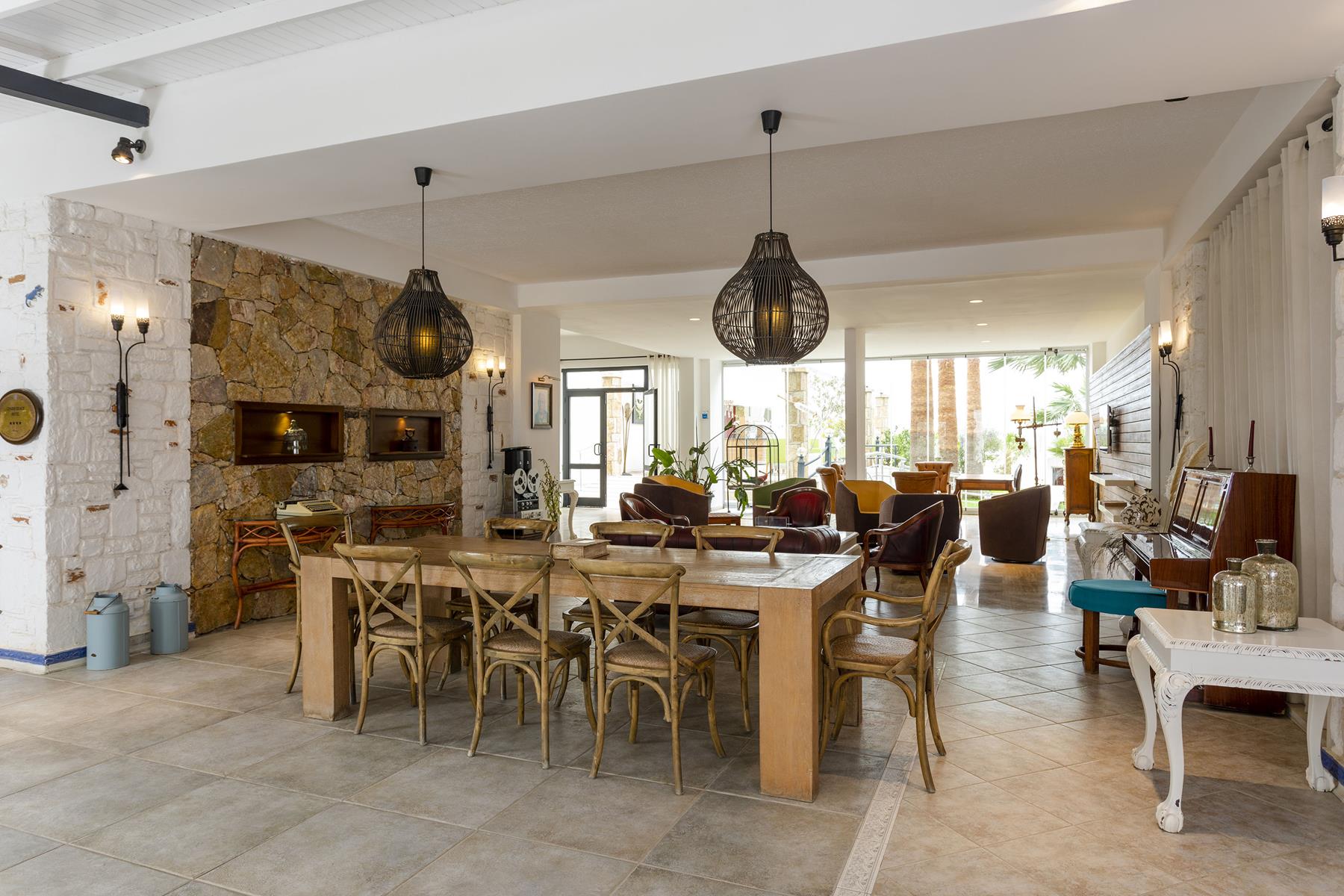 Charm Beach Hotel Rezervasyon