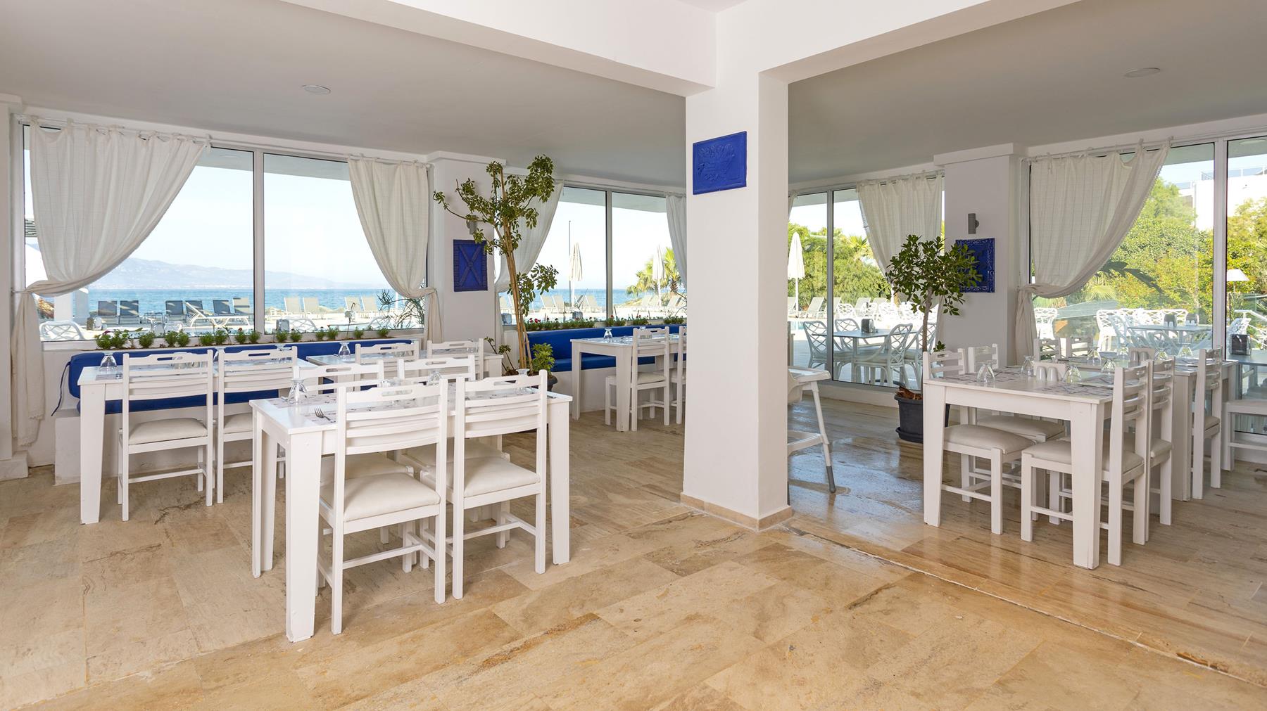 Charm Beach Hotel Rezervasyon