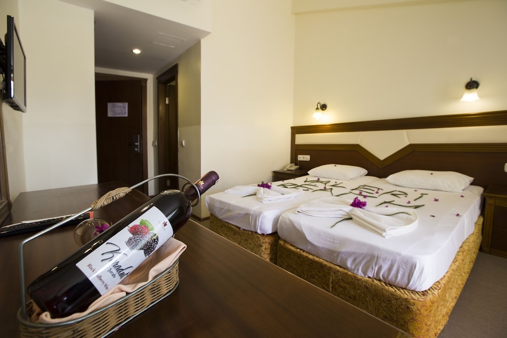 Valeri Beach Hotel Rezervasyon