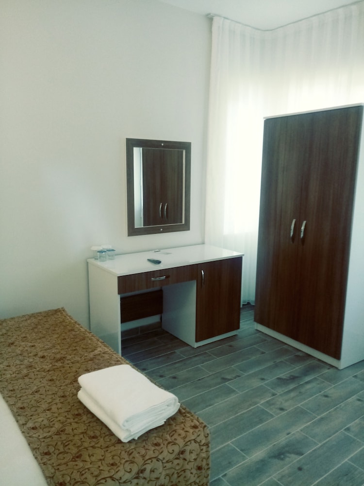 Valeri Beach Hotel Rezervasyon