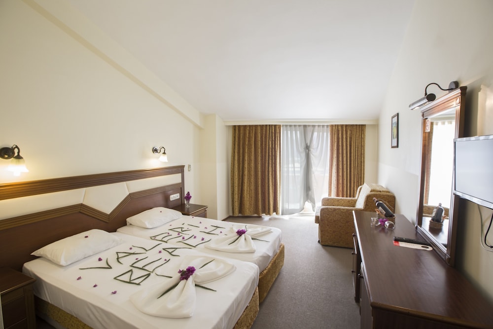 Valeri Beach Hotel Rezervasyon