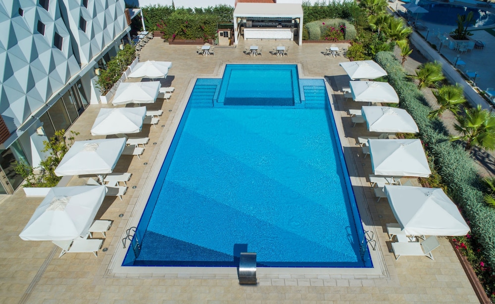 Elite World Marmaris Rezervasyon