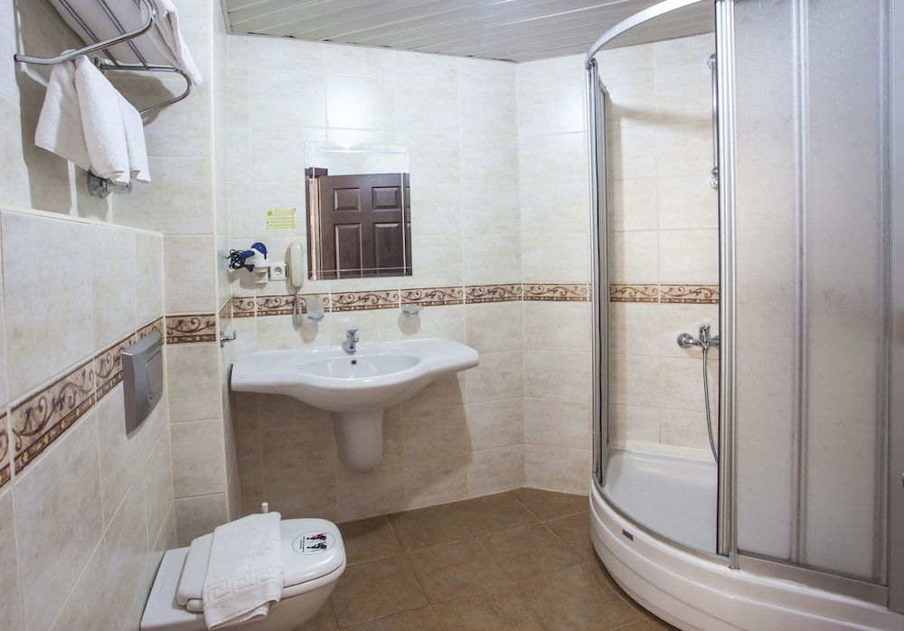 Kleopatra Royal Palm Rezervasyon