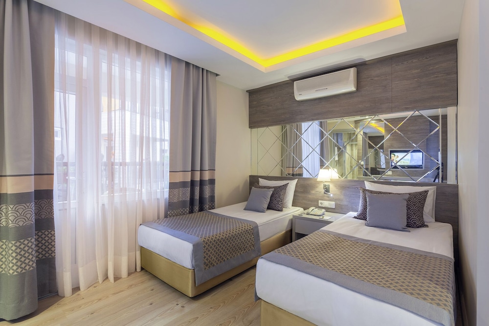 Hotel Turan Prince Rezervasyon