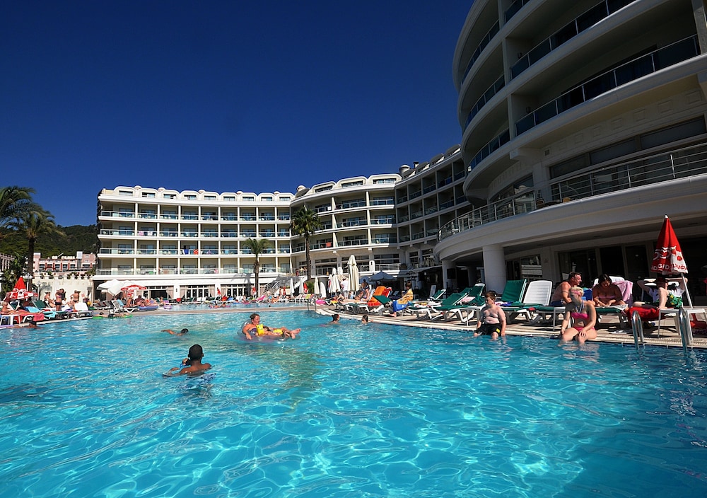 Pineta Park Deluxe Hotel Rezervasyon