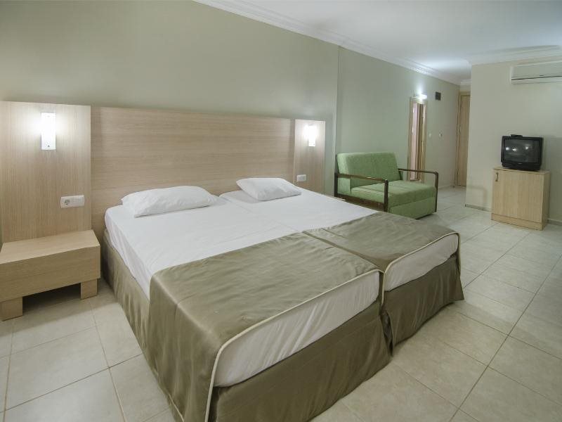 Hotel Sealight Family Club Rezervasyon