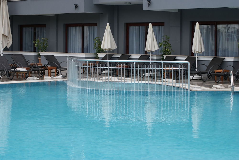 Club Viva Hotel Rezervasyon