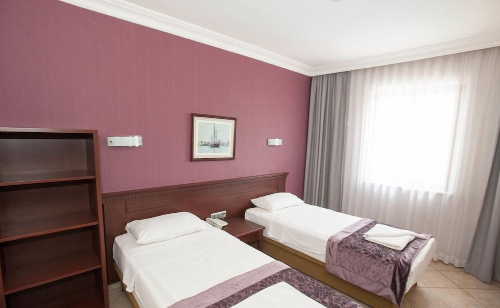 Club Viva Hotel Rezervasyon