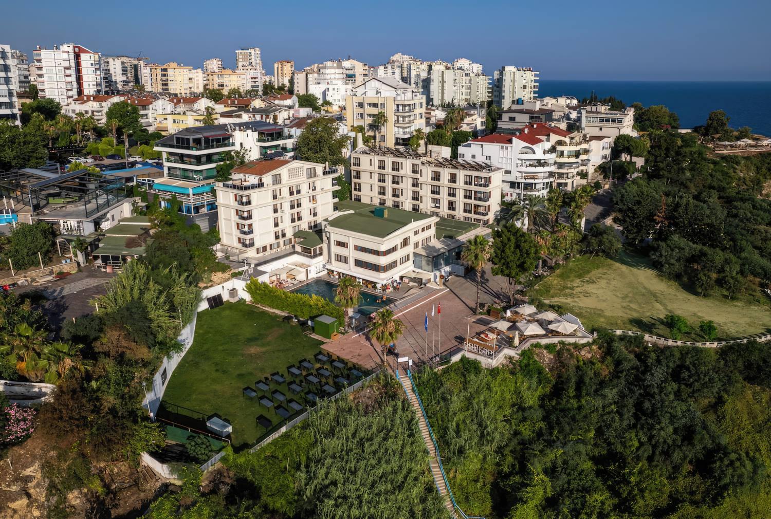 Qinn Hotels Rezervasyon